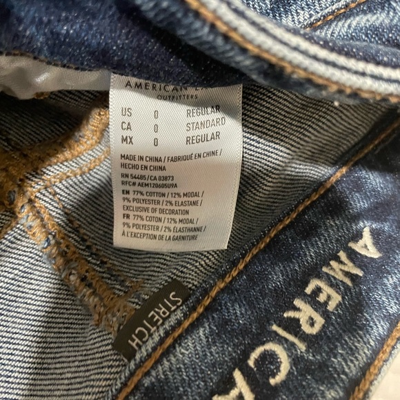 Extra high rise mom jeans size 0 A&E - Picture 2 of 4